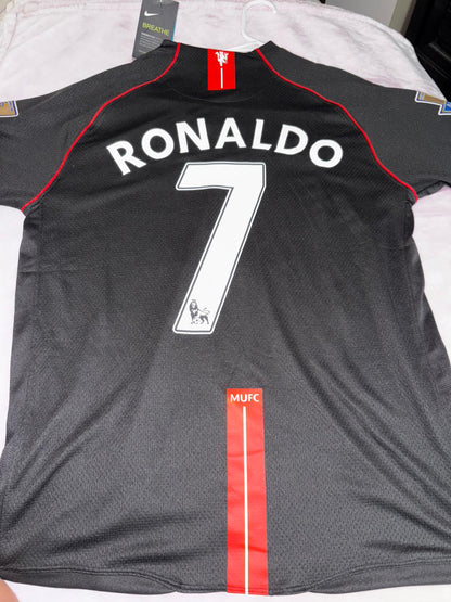 Cristiano Ronaldo Black Jersey #7 – Official Fan Edition
